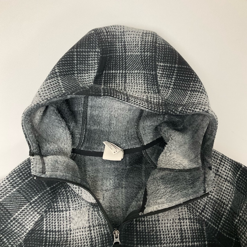 The North Face 1/4 Zip Fleece Hoodie - Picture 6 of 11